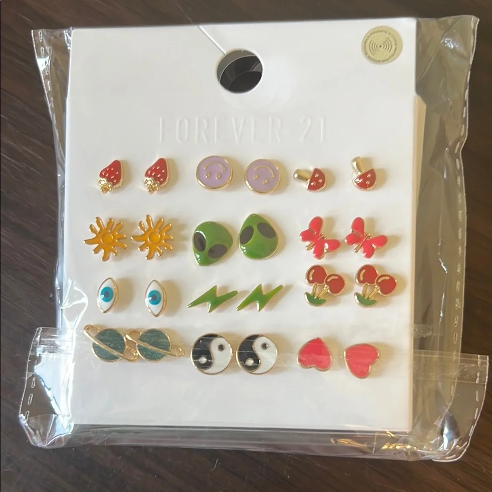 Forever 21 womens Fun Earring Set - Multicolor - Picture 1 of 1